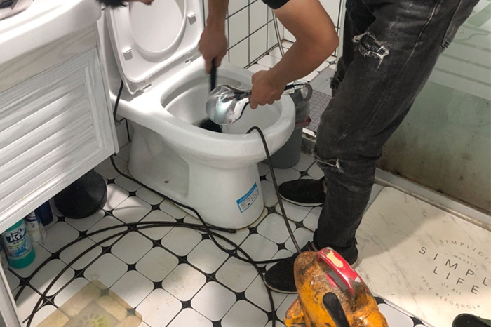 子长疏通下水道