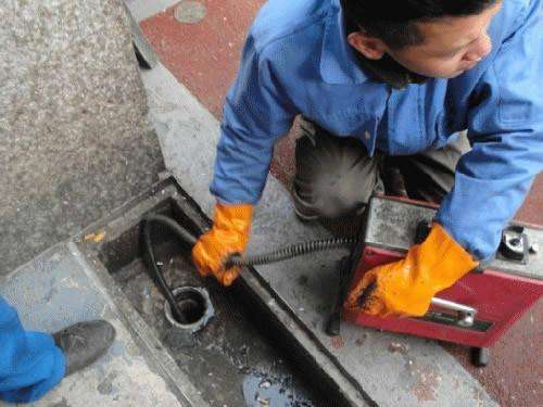 子长疏通下水道